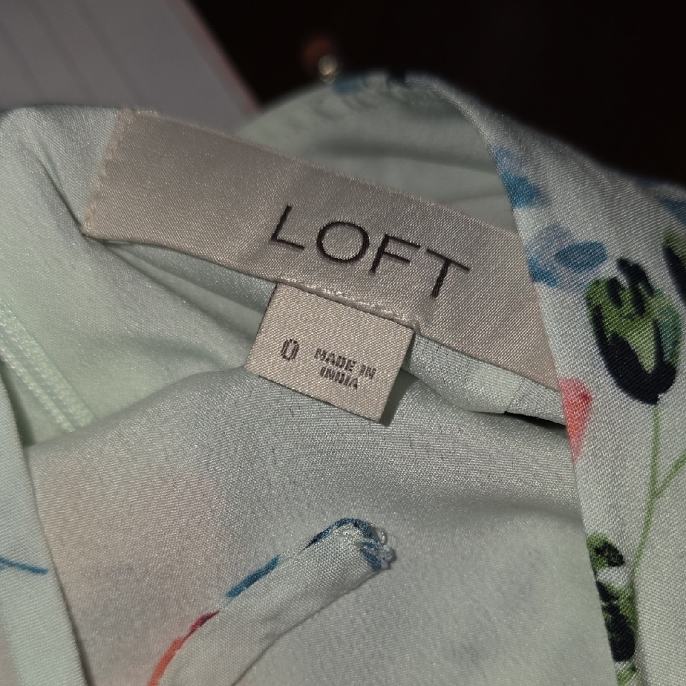 (J42) LOFT Sz 0,  Multicolor Floral Dress - Picture 5 of 5